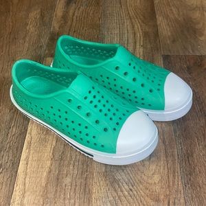 J. Crew Green Waterproof Sneaker Size 11